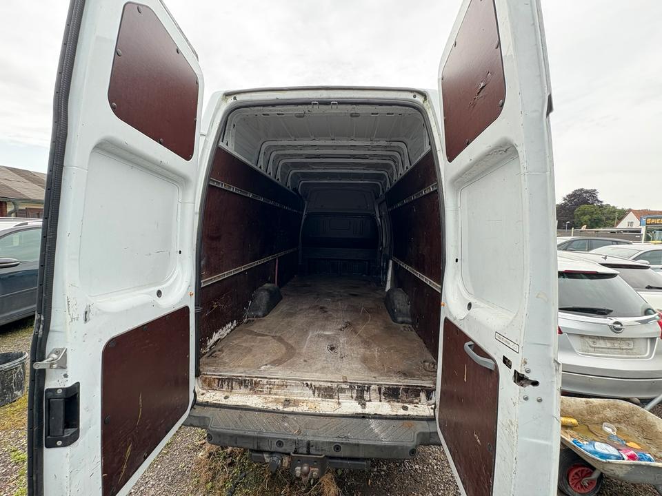 Ford Transit 4x4 hoch und lang Maxi пробіг: 186000 Beschädigtes Fahrzeug Diesel потужність:125 PS коробка: Manuell ціна: 4800 - Фото 13