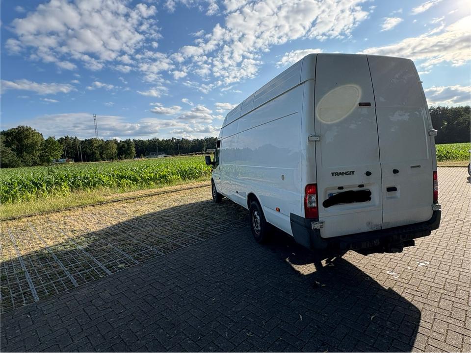 Ford Transit 4x4 hoch und lang Maxi пробіг: 186000 Beschädigtes Fahrzeug Diesel потужність:125 PS коробка: Manuell ціна: 4800 - Фото 2