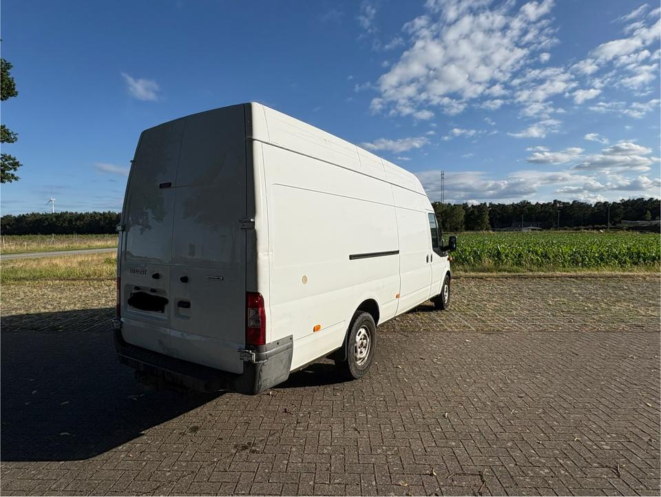 Ford Transit 4x4 hoch und lang Maxi пробіг: 186000 Beschädigtes Fahrzeug Diesel потужність:125 PS коробка: Manuell ціна: 4800 - Фото 4