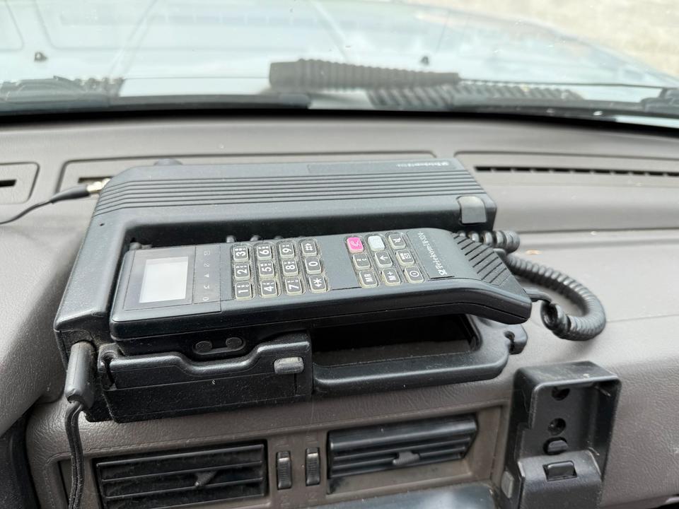 Nissan Terrano 4X4 V8 пробіг: 170656 рік: März 1988 Benzin потужність:105 PS коробка: Manuell ціна: 3000 - Фото 7