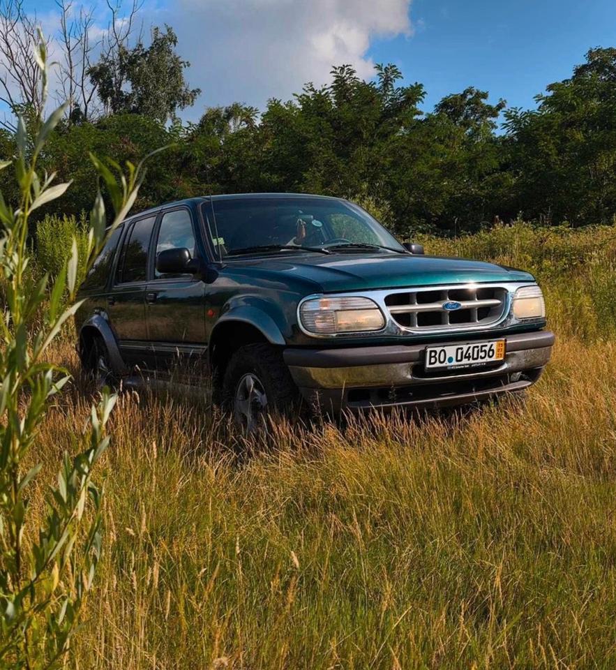 Ford Explorer 4x4 LPG TÜV 2026 пробіг: 270000 рік: Dezember 1996 Benzin потужність:160 PS коробка: Automatik ціна: 4900 - Фото 2