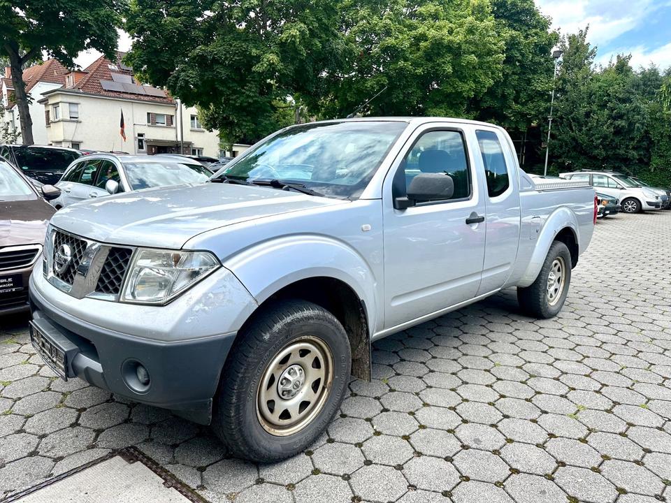 Nissan Navara Pickup 2,5 dCI King Cab XE 4X4*AHK* пробіг: 238000 рік: November 2006 Diesel потужність:171 PS коробка: Manuell ціна: 4550 - Фото 18