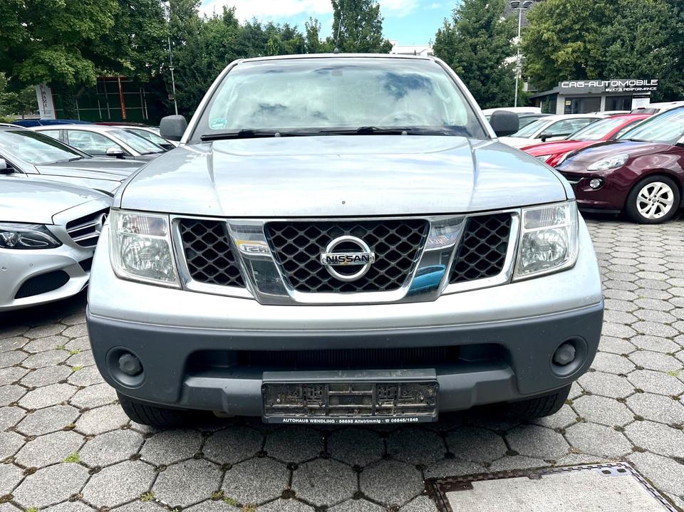 Nissan Navara Pickup 2,5 dCI King Cab XE 4X4*AHK* пробіг: 238000 рік: November 2006 Diesel потужність:171 PS коробка: Manuell ціна: 4550 - Фото 19