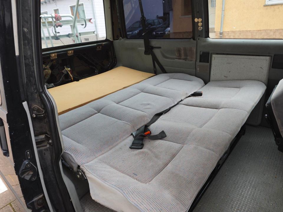 Volkswagen T4 Multivan пробіг: 308000 рік: Juli 1997 Diesel потужність:102 PS ціна: 2800 - Фото 1