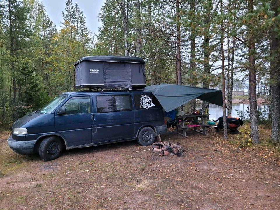 VW T4 Multivan пробіг: 370000 рік: Juni 1996 Diesel потужність:102 PS коробка: Manuell ціна: 3200 - Фото 0