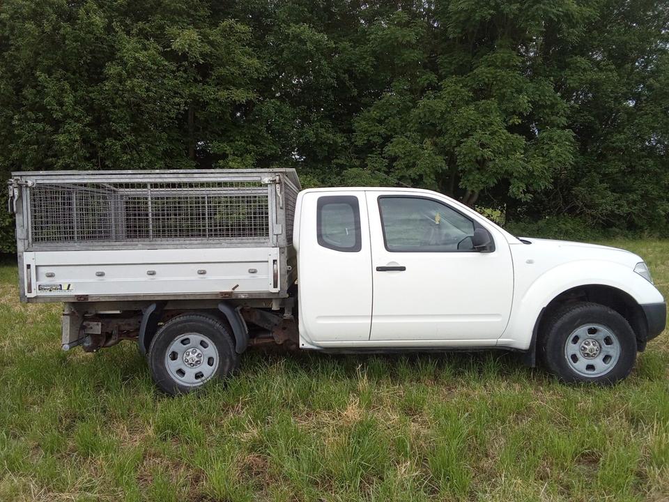 Nissan Navara 4x4 2.5 TDI Dreiseitenkipper пробіг: 205370 рік: Dezember 2007 Diesel потужність:171 PS коробка: Manuell ціна: 5500 - Фото 5