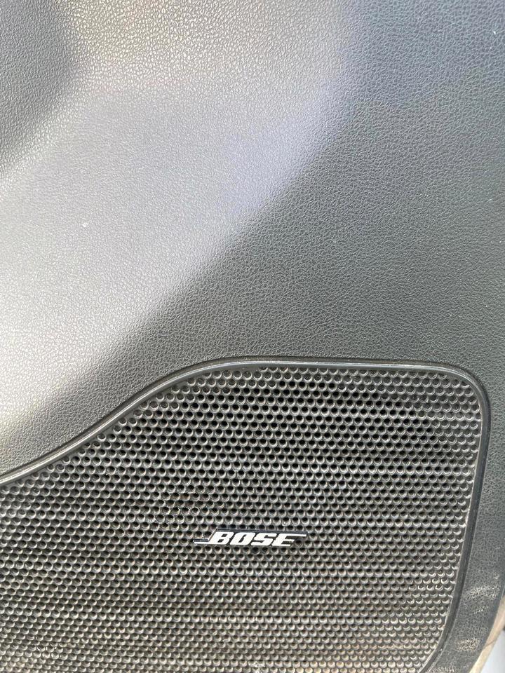 Nissan Navara LE 3.0 V6 dCi Autm. 4X4 Double Cab пробіг: 189000 рік: Mai 2014 Diesel потужність:231 PS коробка: Automatik Silber - Фото 14