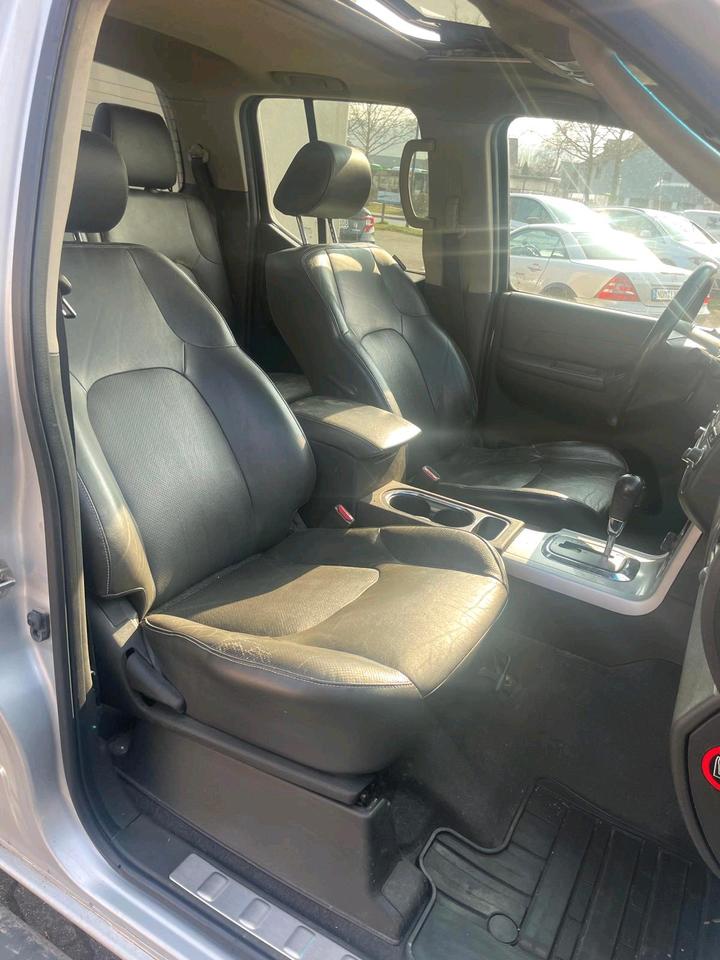 Nissan Navara LE 3.0 V6 dCi Autm. 4X4 Double Cab пробіг: 189000 рік: Mai 2014 Diesel потужність:231 PS коробка: Automatik Silber - Фото 15