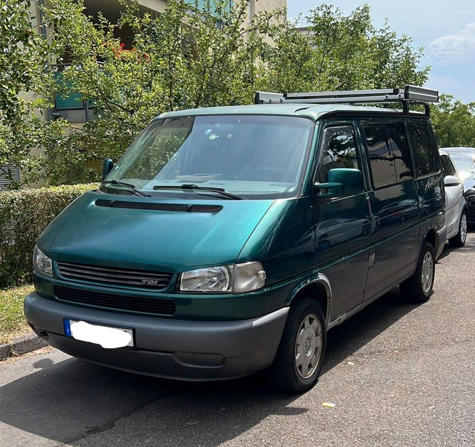 Volkswagen T4 Multivan Allstar neue Kupplung neuer Motor пробіг: 322000 рік: Juli 1997 Diesel потужність:101 PS коробка: Manuell ціна: 2999 - Фото 2