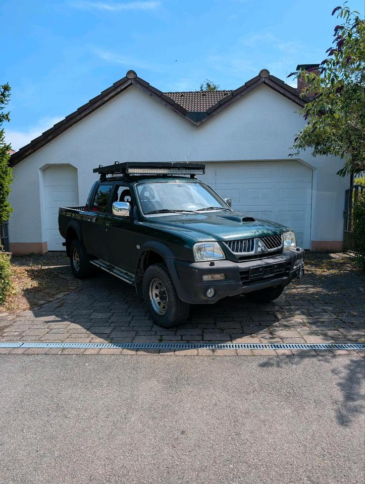  Mitsubishi L-Reihe пробіг: 216000 рік: Mai 2006 Diesel Diesel коробка: Manuell ціна: 5700 - Фото 0