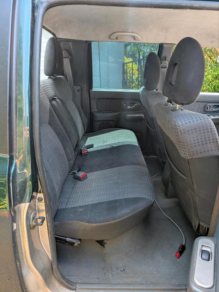  Mitsubishi L-Reihe пробіг: 216000 рік: Mai 2006 Diesel Diesel коробка: Manuell ціна: 5700 - Фото 9