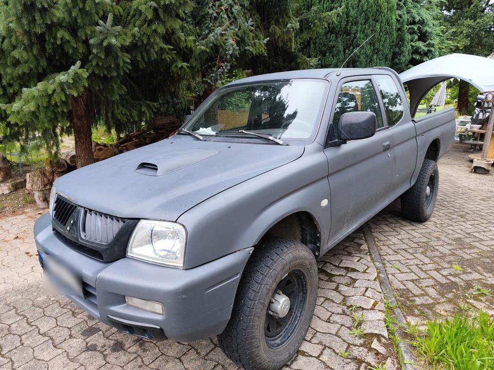 Mitsubishi L200 пробіг: 180150 рік: Juni 2007 Diesel потужність:114 PS коробка: Manuell ціна: 6000 - Фото 0