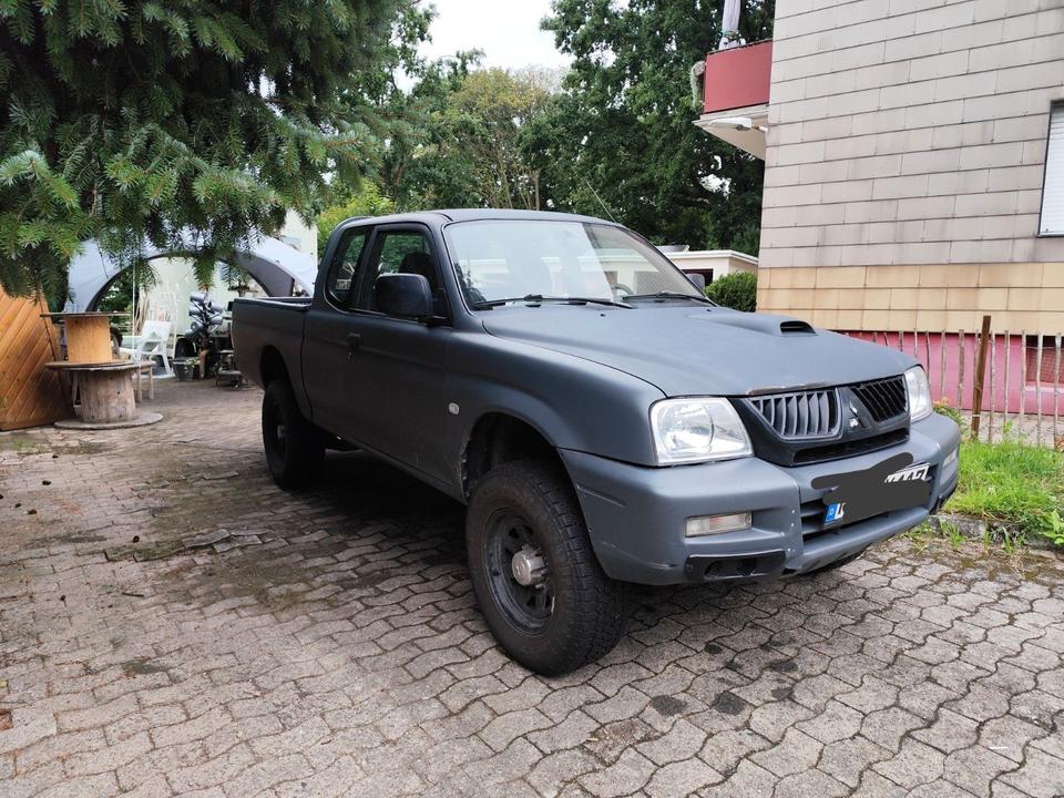 Mitsubishi L200 пробіг: 180150 рік: Juni 2007 Diesel потужність:114 PS коробка: Manuell ціна: 6000 - Фото 4