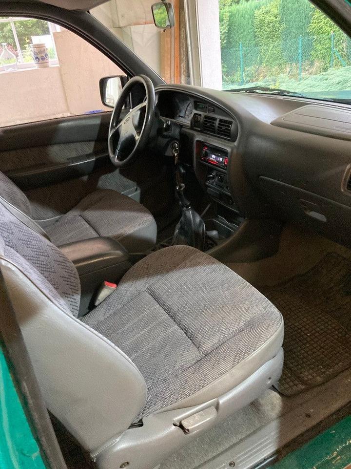 Ford Ranger Extra Cab Pick-up 4x4 Geländewagen пробіг: 264933 рік: März 2001 Diesel потужність:109 PS коробка: Manuell ціна: 3250 - Фото 4
