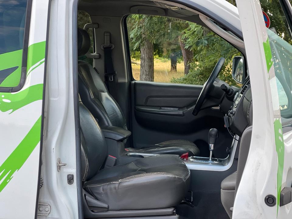 Nissan Navara 3.0l MotorRuckelt Fahrbereit пробіг: 370000 рік: April 2012 Diesel потужність:231 PS коробка: Automatik ціна: 5500 - Фото 13