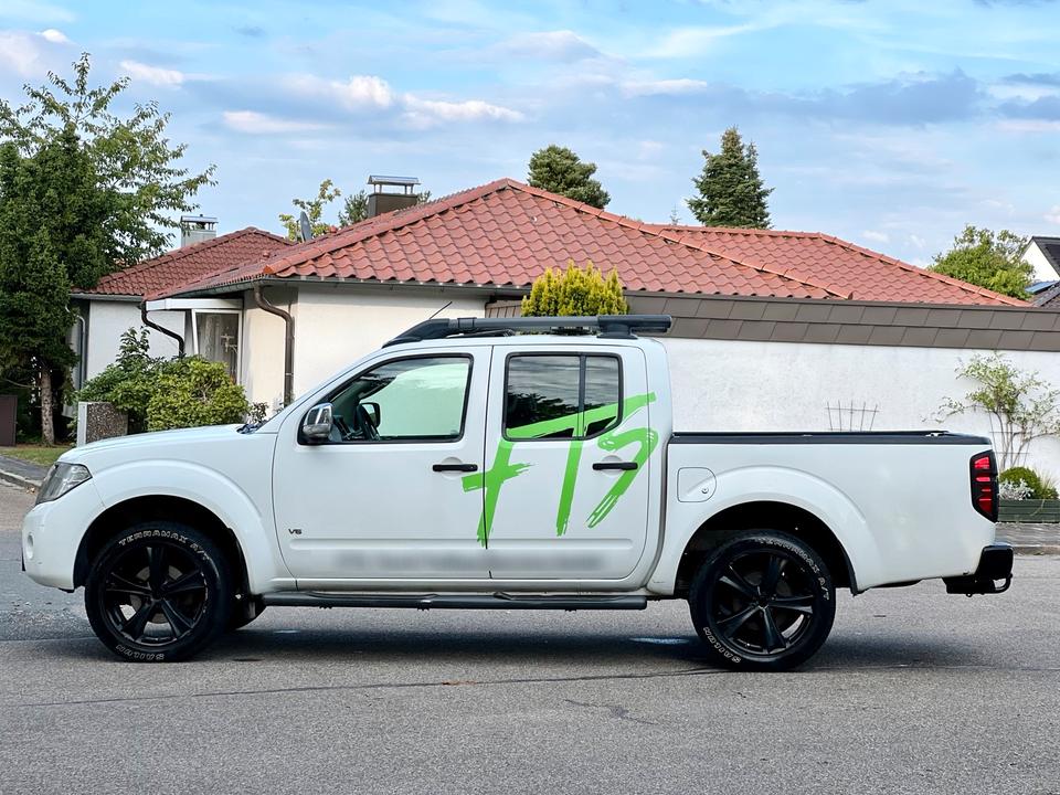 Nissan Navara 3.0l MotorRuckelt Fahrbereit пробіг: 370000 рік: April 2012 Diesel потужність:231 PS коробка: Automatik ціна: 5500 - Фото 4