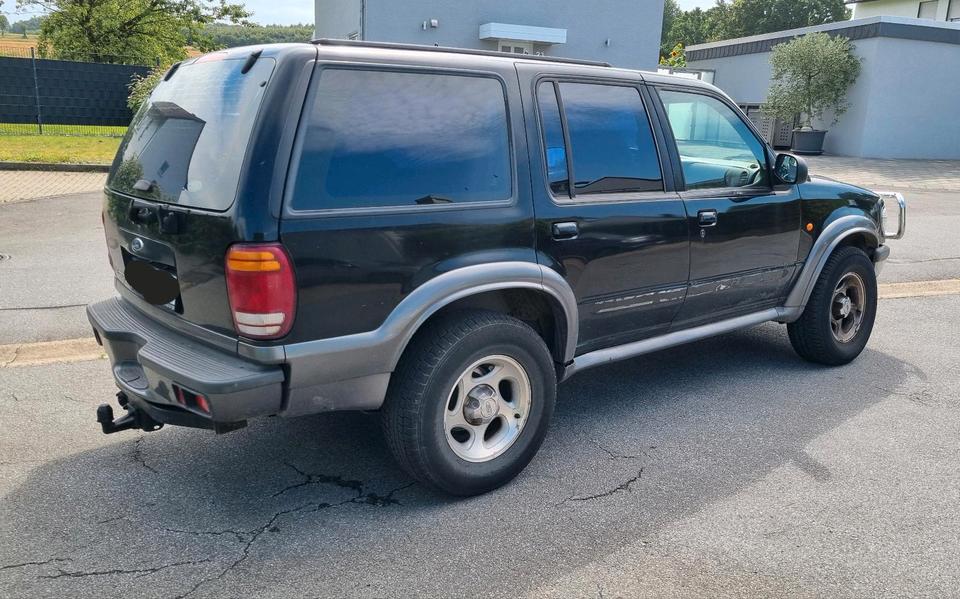 Ford Explorer 4.0 V6  4x4  1999 пробіг: 242032 рік: Oktober 1999 Benzin коробка: Automatik Juni 2025 ціна: 1300 - Фото 2