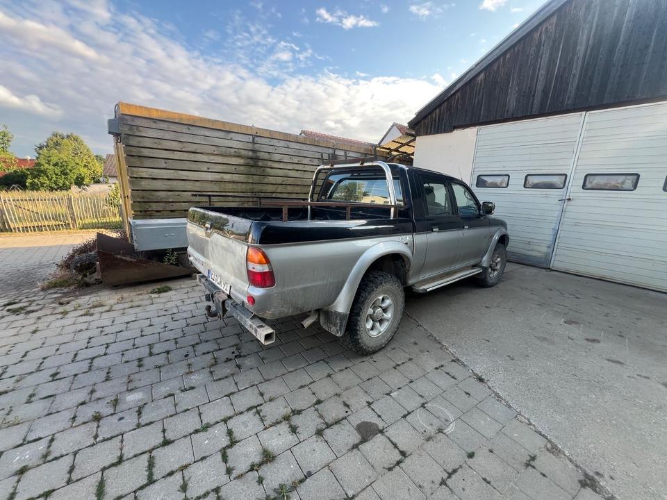 Mitsubishi L200 пробіг: 237000 рік: März 1999 Diesel потужність:99 PS коробка: Manuell ціна: 3900 - Фото 3