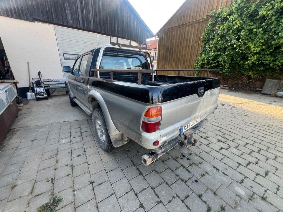 Mitsubishi L200 пробіг: 237000 рік: März 1999 Diesel потужність:99 PS коробка: Manuell ціна: 3900 - Фото 5