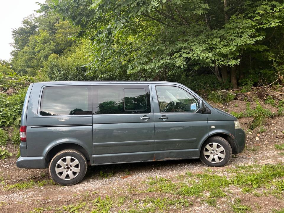 Vw T5 Multivan пробіг: 304000 рік: Juni 2006 Diesel потужність:174 PS коробка: Manuell ціна: 3000 - Фото 0
