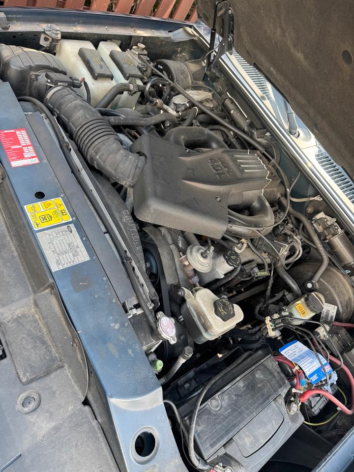 Ford Explorer U2 Limited USA SUV 4x4 - TÜV 2027 - 2.6T AHK пробіг: 221000 рік: Mai 2000 Benzin потужність:204 PS коробка: Automatik ціна: 4500 - Фото 12