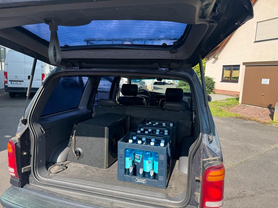 Ford Explorer U2 Limited USA SUV 4x4 - TÜV 2027 - 2.6T AHK пробіг: 221000 рік: Mai 2000 Benzin потужність:204 PS коробка: Automatik ціна: 4500 - Фото 7