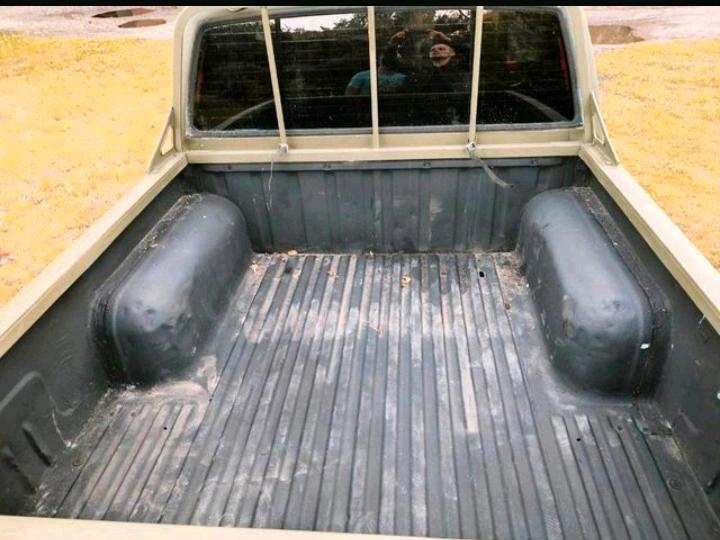 Nissan Navara D22 пробіг: 165900 рік: November 2004 Diesel коробка: Manuell ціна: 3700 - Фото 5
