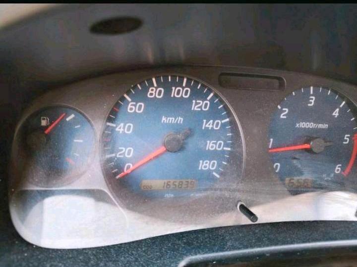 Nissan Navara D22 пробіг: 165900 рік: November 2004 Diesel коробка: Manuell ціна: 3700 - Фото 6