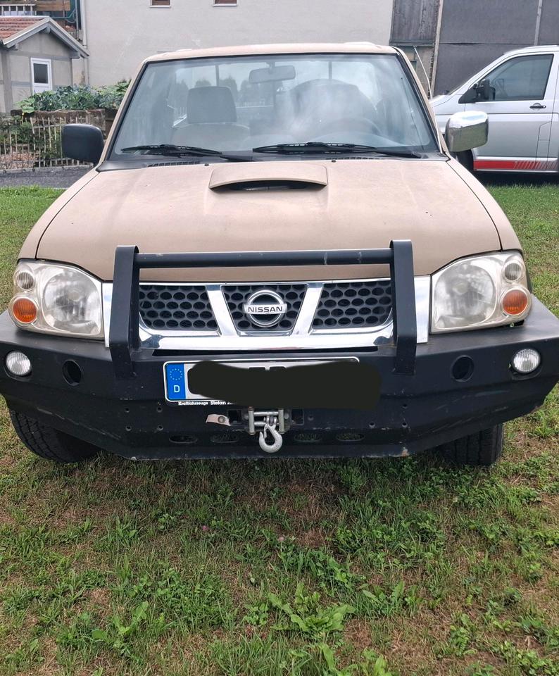 Nissan navara D22 Allrad пробіг: 101000 рік: April 2002 Diesel потужність:130 PS коробка: Manuell ціна: 4500 - Фото 0