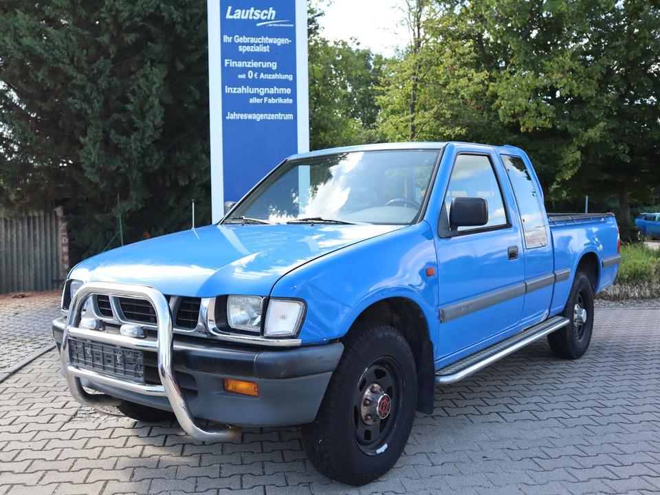 Opel Campo Sportscab 2.5D 4X4 пробіг: 215890 рік: Juli 2000 Diesel потужність:76 PS коробка: Manuell ціна: 4550 Blau - Фото 0