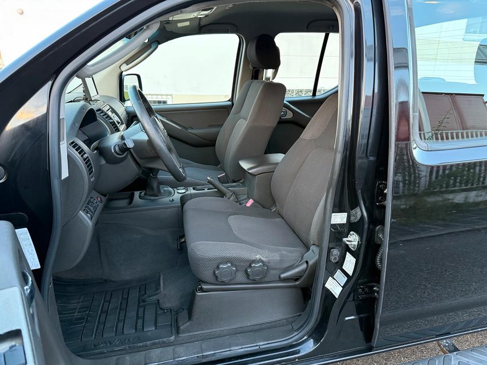 Nissan  Navara 2.5 DCI 4x4 pick-up пробіг: 220000 рік: Dezember 2007 Diesel потужність:171 PS коробка: Manuell ціна: 5600 - Фото 9