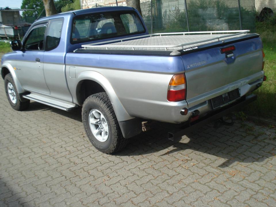 Mitsubishi L200 2.5l Diesel пробіг: 332150 рік: Juli 2001 Diesel потужність:100 PS коробка: Manuell ціна: 4899 Blau - Фото 3