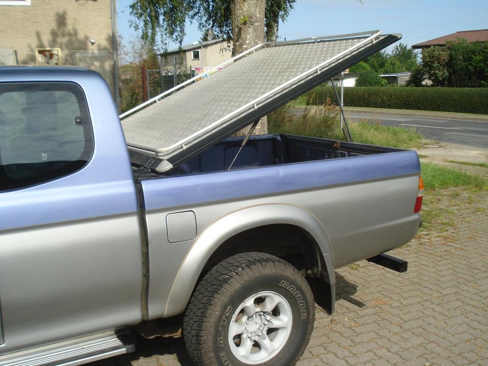 Mitsubishi L200 2.5l Diesel пробіг: 332150 рік: Juli 2001 Diesel потужність:100 PS коробка: Manuell ціна: 4899 Blau - Фото 5