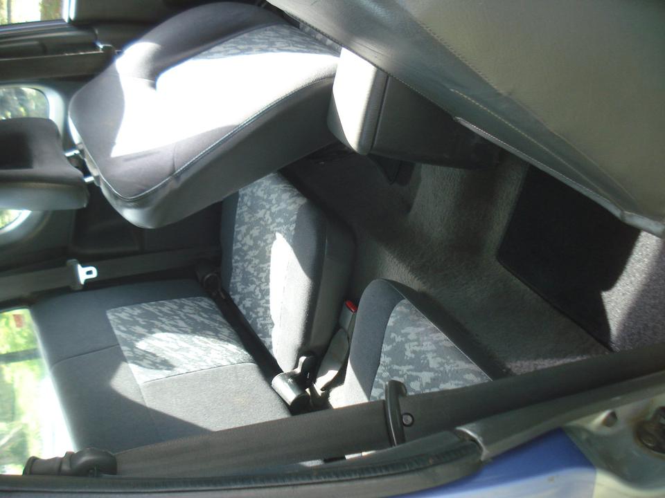 Mitsubishi L200 2.5l Diesel пробіг: 332150 рік: Juli 2001 Diesel потужність:100 PS коробка: Manuell ціна: 4899 Blau - Фото 7