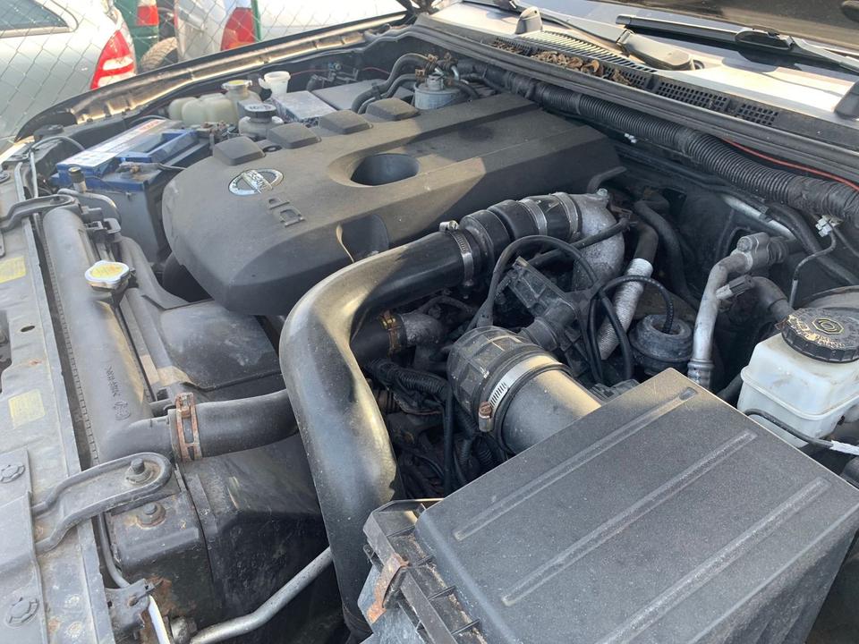 Nissan Navara 4X4 пробіг: 262000 рік: Mai 2007 Diesel потужність:171 PS коробка: Manuell ціна: 5599 - Фото 12