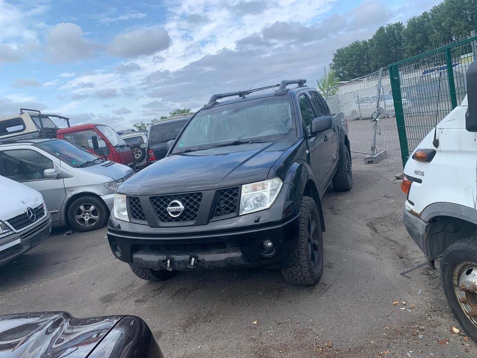 Nissan Navara 4X4 пробіг: 262000 рік: Mai 2007 Diesel потужність:171 PS коробка: Manuell ціна: 5599 - Фото 2