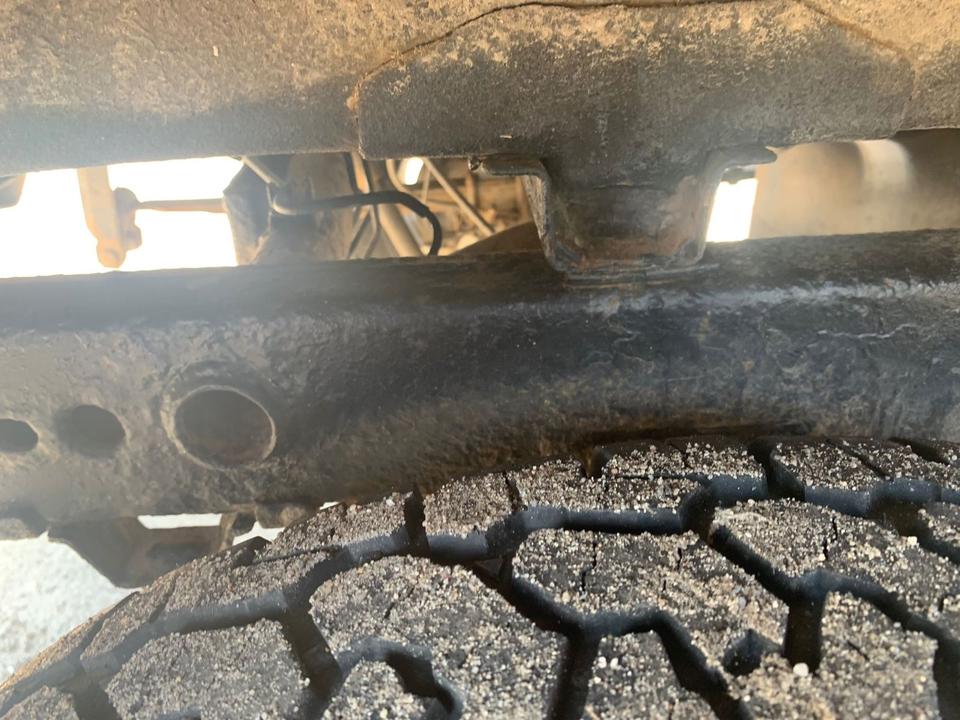 Nissan Navara 4X4 пробіг: 262000 рік: Mai 2007 Diesel потужність:171 PS коробка: Manuell ціна: 5599 - Фото 9