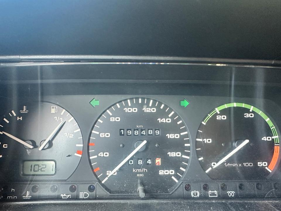 VW T4 2,4  пробіг: 198489 рік: März 1995 Diesel коробка: Manuell потужність:75 PS ціна: 3250 - Фото 10