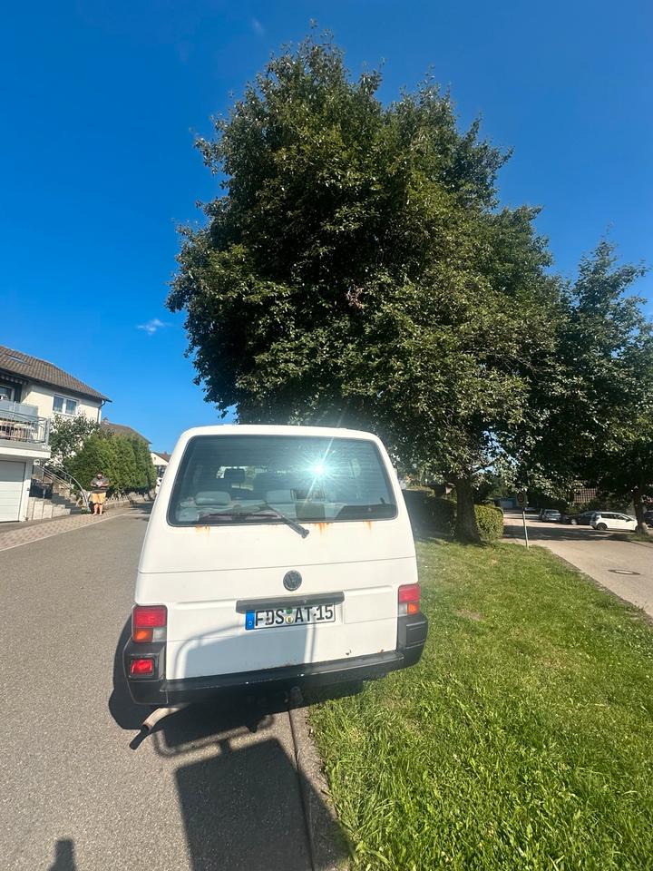 VW T4 2,4  пробіг: 198489 рік: März 1995 Diesel коробка: Manuell потужність:75 PS ціна: 3250 - Фото 3