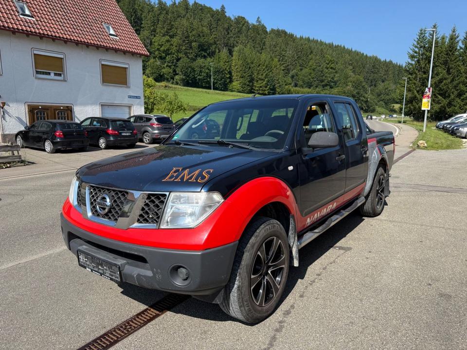 Nissan Navara Pickup Double Cab XE 4X4  пробіг: 188000 рік: Mai 2007 Diesel потужність:171 PS коробка: Manuell ціна: 3700 - Фото 0