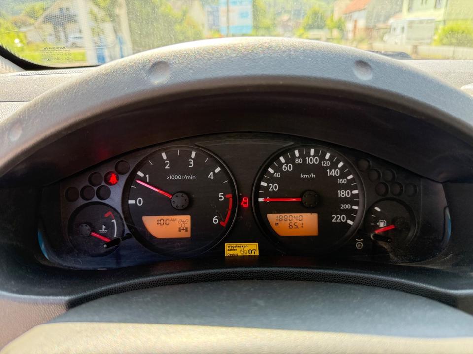 Nissan Navara Pickup Double Cab XE 4X4  пробіг: 188000 рік: Mai 2007 Diesel потужність:171 PS коробка: Manuell ціна: 3700 - Фото 13