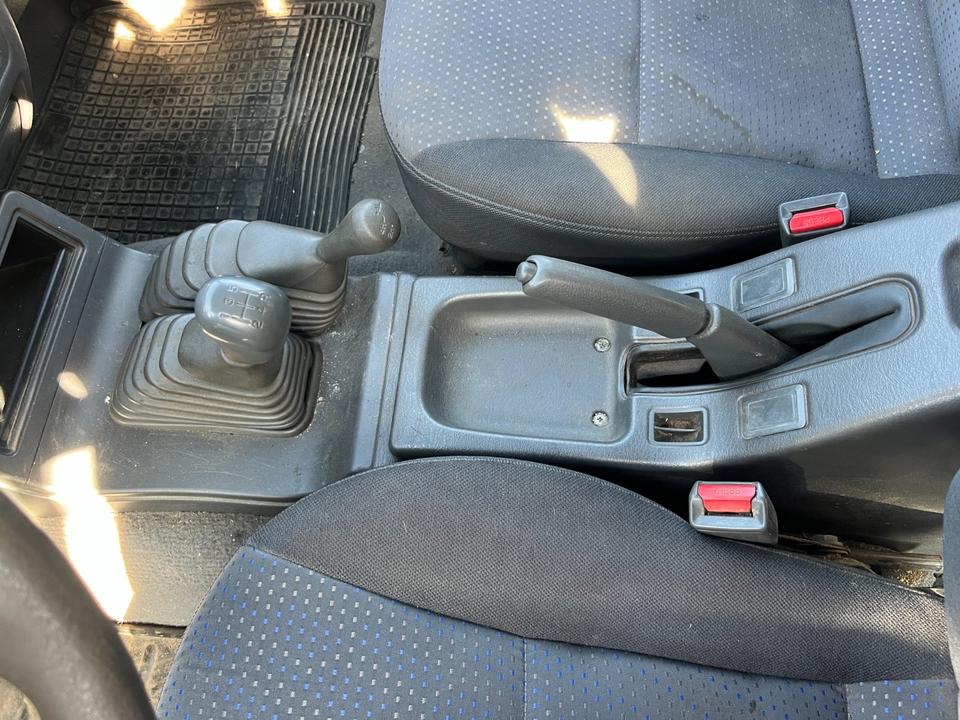 Mitsubishi L200 2.5 TD  L-Reihe пробіг: 214859 рік: März 2003 Diesel потужність:116 PS коробка: Manuell ціна: 5999 - Фото 13