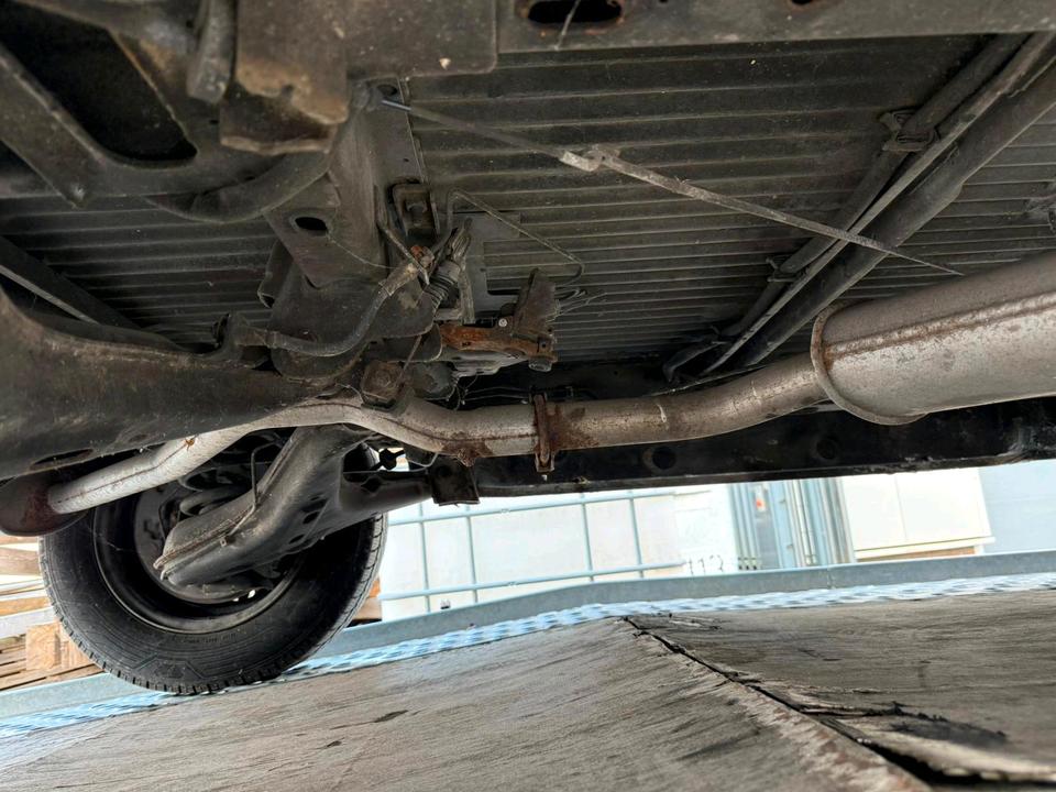 Перегнати авто з Європи Volkswagen T4 Multivan Camper 1.9 Diesel  пробіг: 276698 потужність:105 PS коробка: Manuell ціна: 2250 - Фото 6