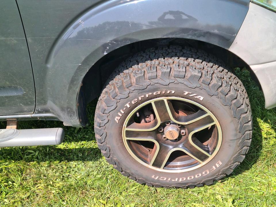 Nissan Navara D40 DOKA 3000kg AHK 4x4 PICKUP пробіг: 270000 рік: Dezember 2007 Diesel потужність:171 PS коробка: Manuell ціна: 5500 - Фото 6