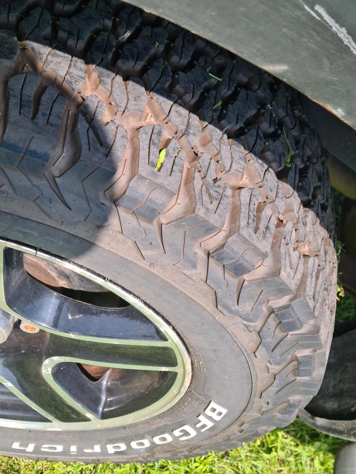 Nissan Navara D40 DOKA 3000kg AHK 4x4 PICKUP пробіг: 270000 рік: Dezember 2007 Diesel потужність:171 PS коробка: Manuell ціна: 5500 - Фото 8