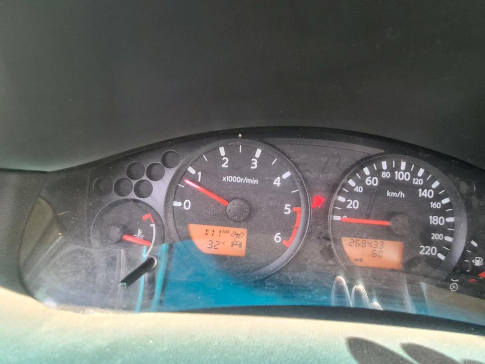 Nissan Navara D40 DOKA 3000kg AHK 4x4 PICKUP пробіг: 270000 рік: Dezember 2007 Diesel потужність:171 PS коробка: Manuell ціна: 5500 - Фото 9