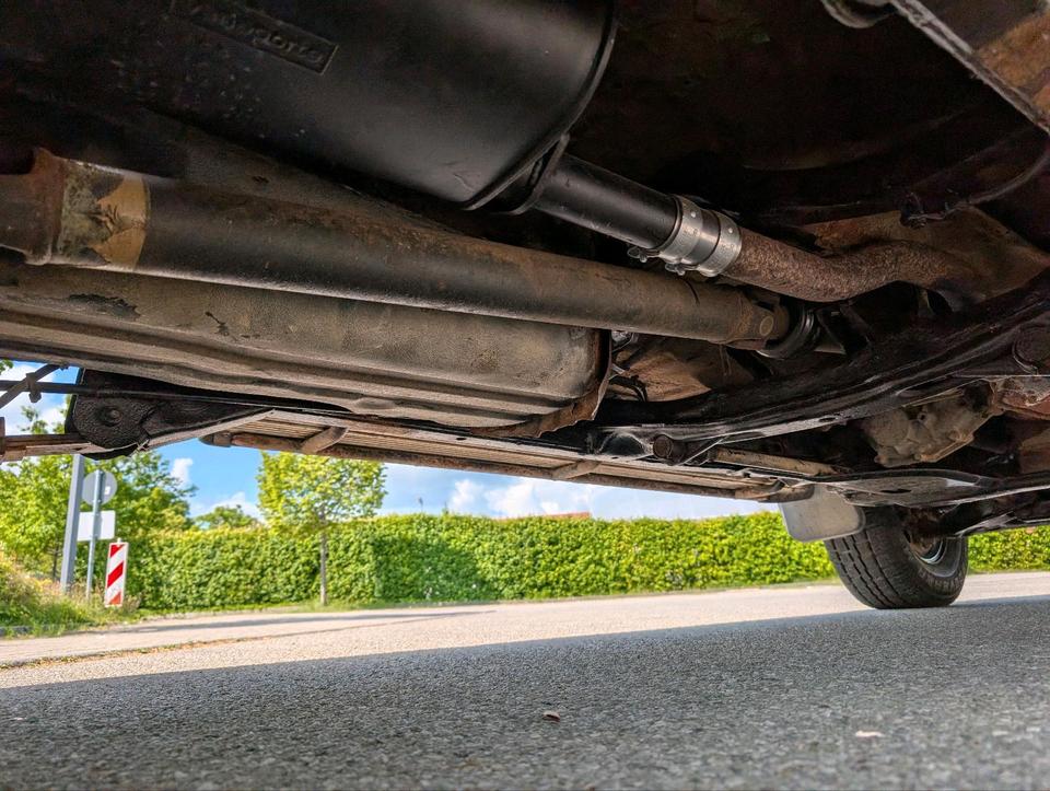 Mitsubishi L200 4x4 пробіг: 216000 рік: Mai 2006 Diesel потужність:116 PS коробка: Manuell ціна: 5450 - Фото 13