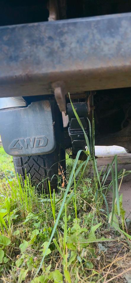 Mitsubishi L200 K60 пробіг: 319790 рік: April 2000 Diesel потужність:106 PS коробка: Manuell ціна: 5000 Blau - Фото 2