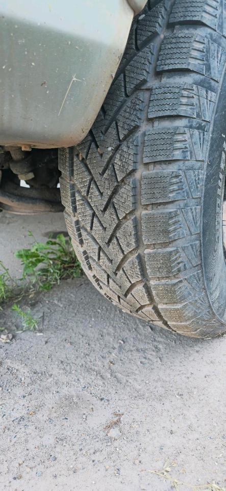 Mitsubishi L200 K60 пробіг: 319790 рік: April 2000 Diesel потужність:106 PS коробка: Manuell ціна: 5000 Blau - Фото 6