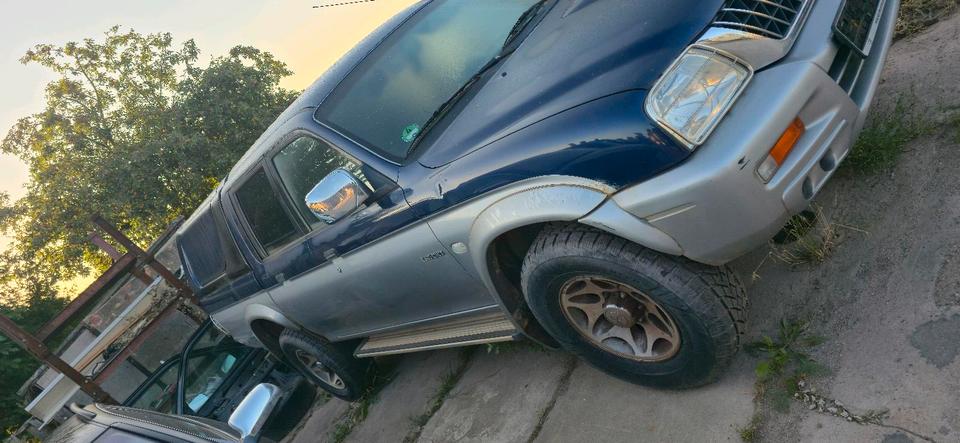 Mitsubishi L200 K60 пробіг: 319790 рік: April 2000 Diesel потужність:106 PS коробка: Manuell ціна: 5000 Blau - Фото 7